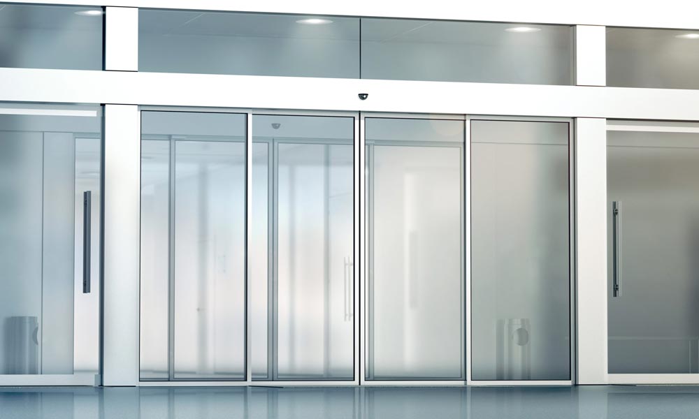 درب های شیشه ای سکوریت در ساختمان