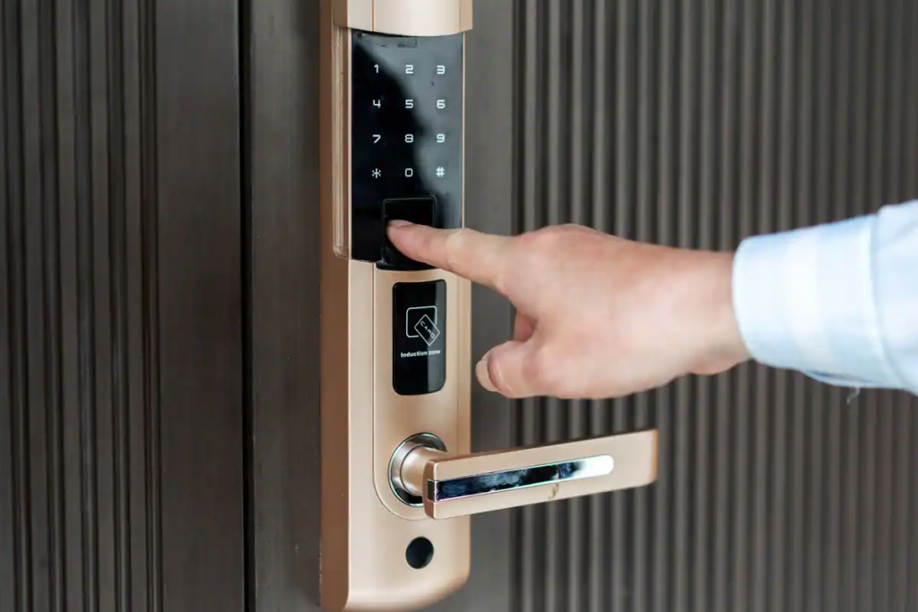 قفل‌های الکترونیکی (Electronic Locks)